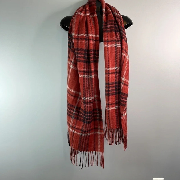 STEVE MADDEN Rusty Berry Plaid Fringed Rectangular Blanket Scarf Soft Fuzzy OS - Picture 5 of 9